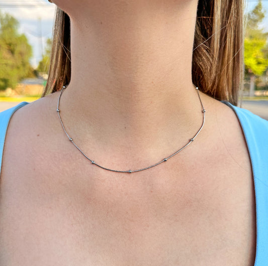 Choker bolas mini plateado